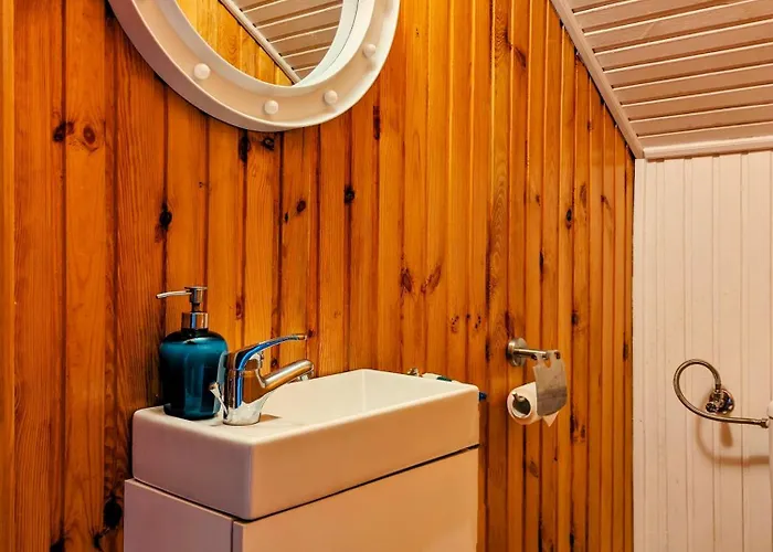 Prázdninový dům Rozany Ogrod - Dom Pod Lasem, Z Widokiem Na Jezioro I Kominkiem, Rowery, Lodka, Rowerek Wodny